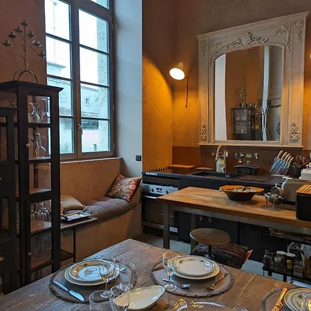 Maison 10 Pers. - Cour Privative, Cinéma, Garage, - Fr-1-653-252 *