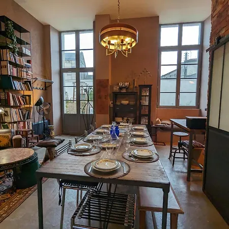 Maison 10 Pers. - Cour Privative, Cinéma, Garage, - Fr-1-653-252 * Angoulême